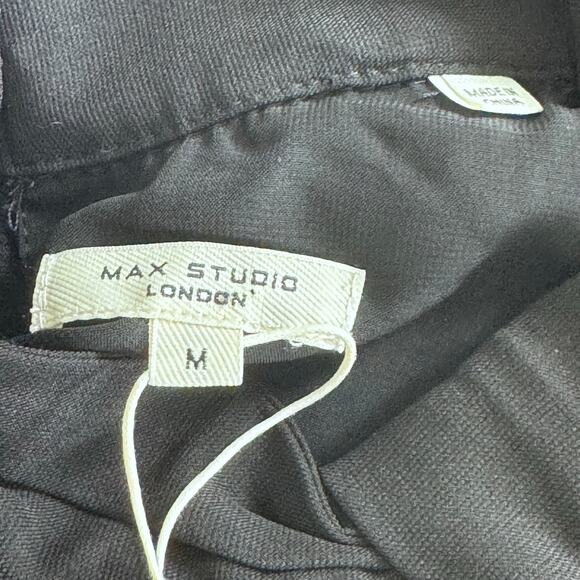 New MAX STUDIO Black Mock Neck Halter
Keyhole Stretch Crepe Jumpsuit Womens Sz M - Picture 9 of 16